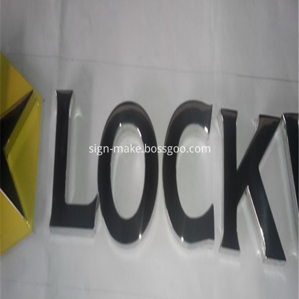 metal letters