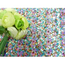 POLY TRICOT AVEC BRODERIE DE SEQUIN 5 MM + 5 MM + 7 MM + 7 MM 50 52 "