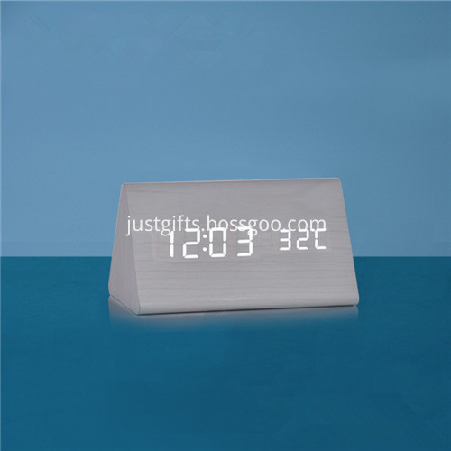 LED Wooden Clock 1