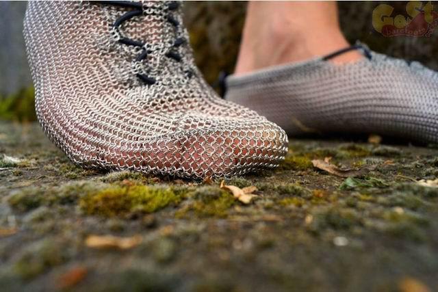 chain mail mesh shoes