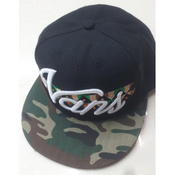 Cheap snapback cap with embroidery logo camo visor adjustable hat