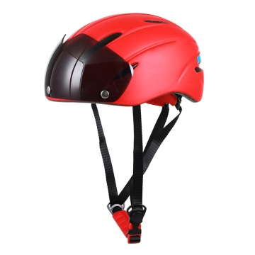 Personalización del casco en bicicleta con visera