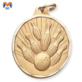 Médaille de fleur en or cadeau personnalisé