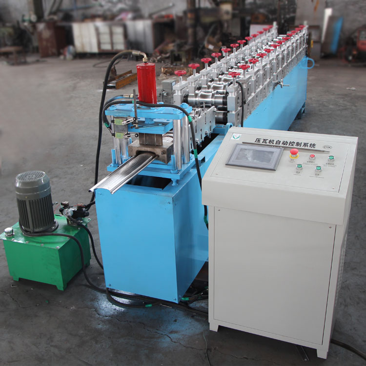 Roller Shutter Door Machine