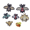 Animals best quality custom bees logo patches embroidery