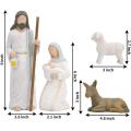 Marie tient bébé Jésus, âne et agneau