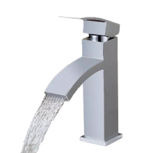 Fabricante de torneiras na China Melhor venda Torneiras para lavatório frio de tampo de mesa de toalete British Faucet Sanitary Ware