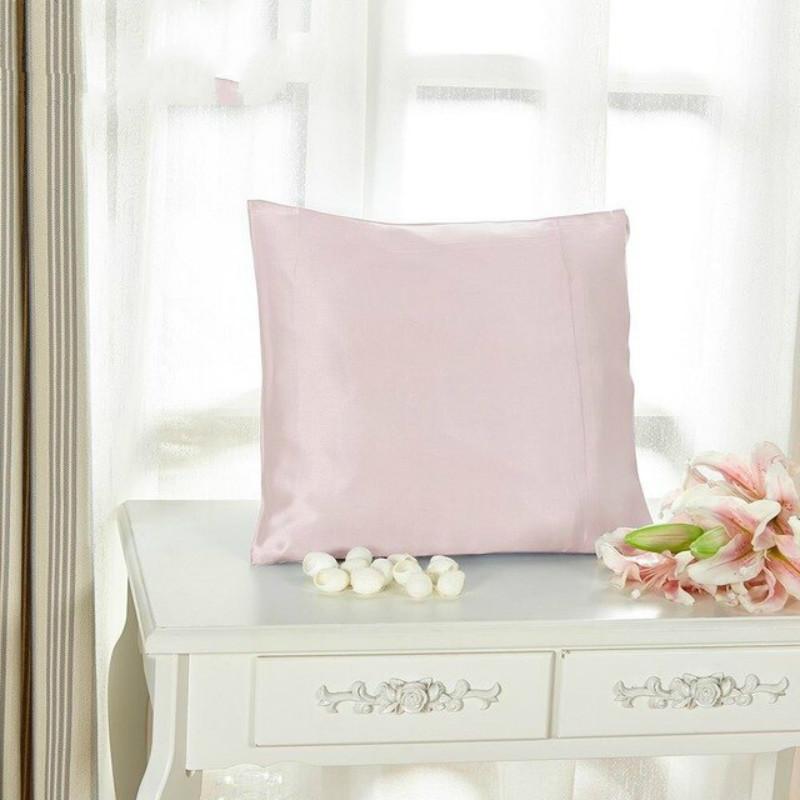 Light Plum Silk Pillowcase