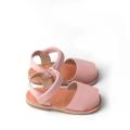 Sandales de fille confortables de conception simple