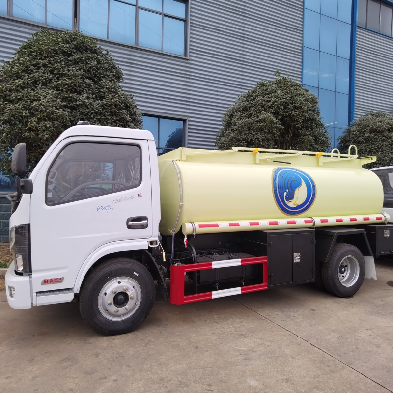 5 tons oil tank truck 5 tons oil tank truck