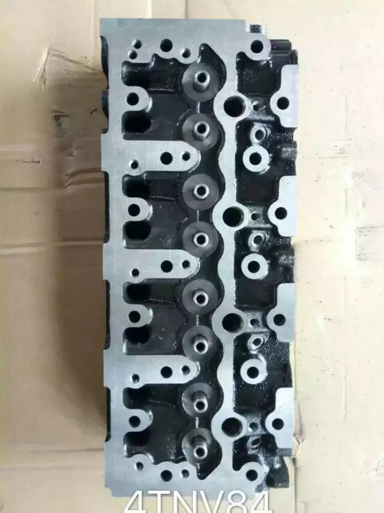 4TNV84 cylinder head