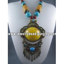 Handmade fashion beaded necklaces