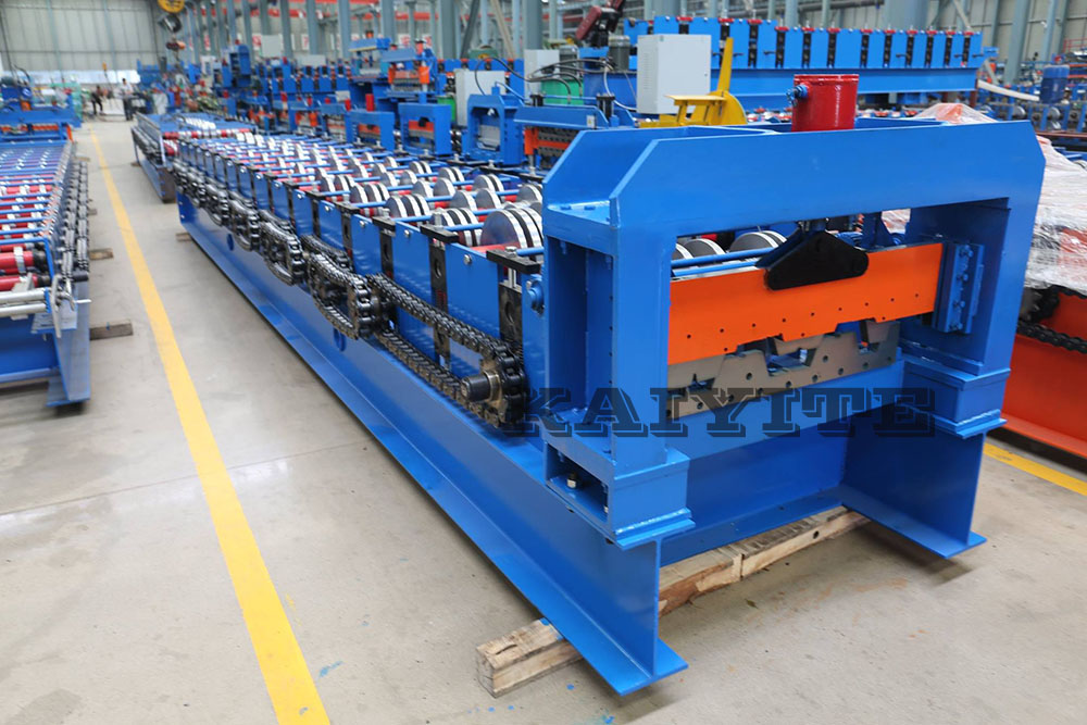 metal deck roll forming machine