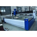 High pressure waterjet cutting machine with metal cutter