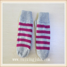 women knitted stripped mittens