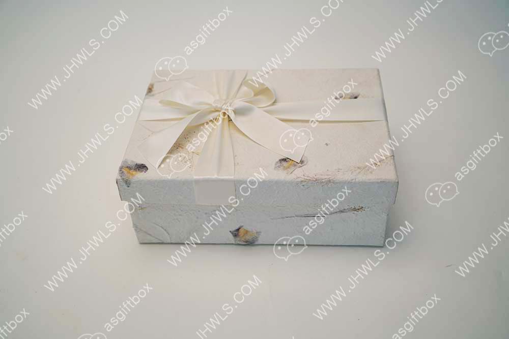 Bow Tie Gift Box