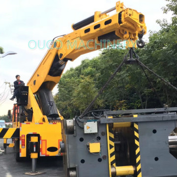 Heavy Truck Mounted Crane With Folding Boom