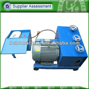 Automatic and stationary strand feeder