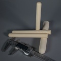 Tige en céramique de tube de tuyau d&#39;alumine 99 adaptée aux besoins du client