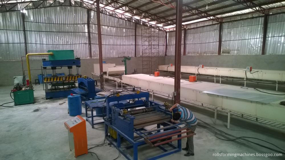 Stone Chip Coated Roof Tile Machine with Slitting Line