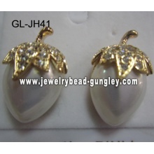 fruit shape shell pear earrings