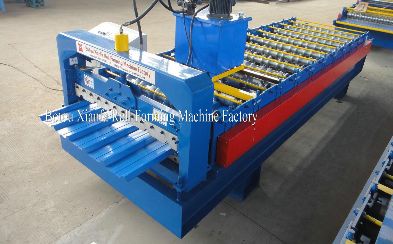 TR roofing roll forming machine