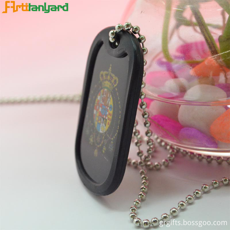 Men S Dog Tag Necklace