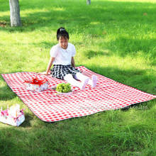 Yarn-dyed plaid thickened waterproof picnic mat