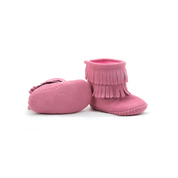 Mélanger les couleurs des bottes chaudes pour bébé en cuir suédé rose