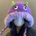 Petit chapeau monstre hiver en peluche pour rester au chaud