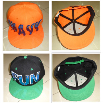 Bunte Spike-Hip-Hop Hat flache Krempe Acryl Buchstaben Nieten Punk Stud GAP