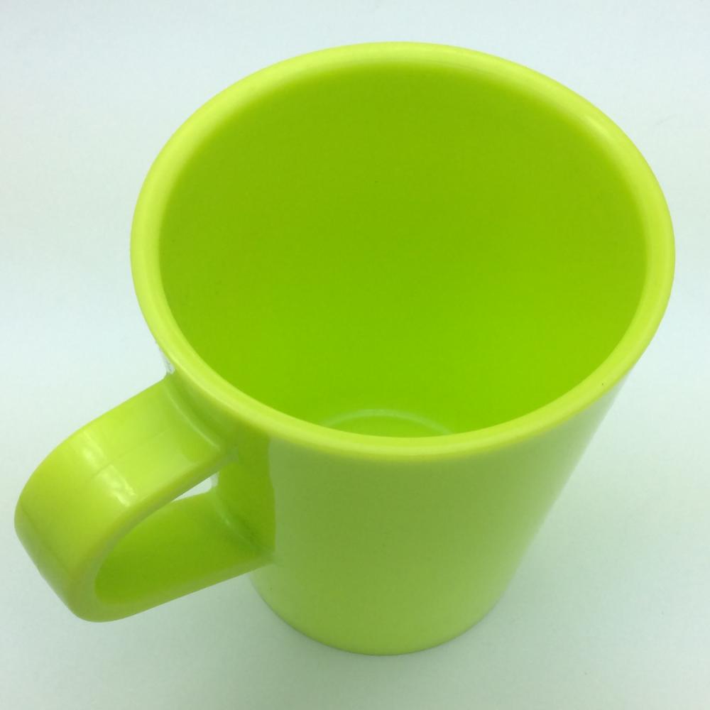 plastic mini mug