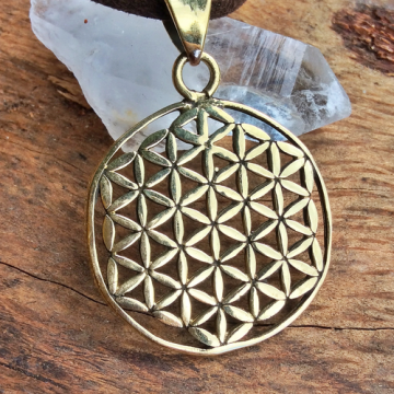 Meaningful Flower of Life Pendant for Best Friend