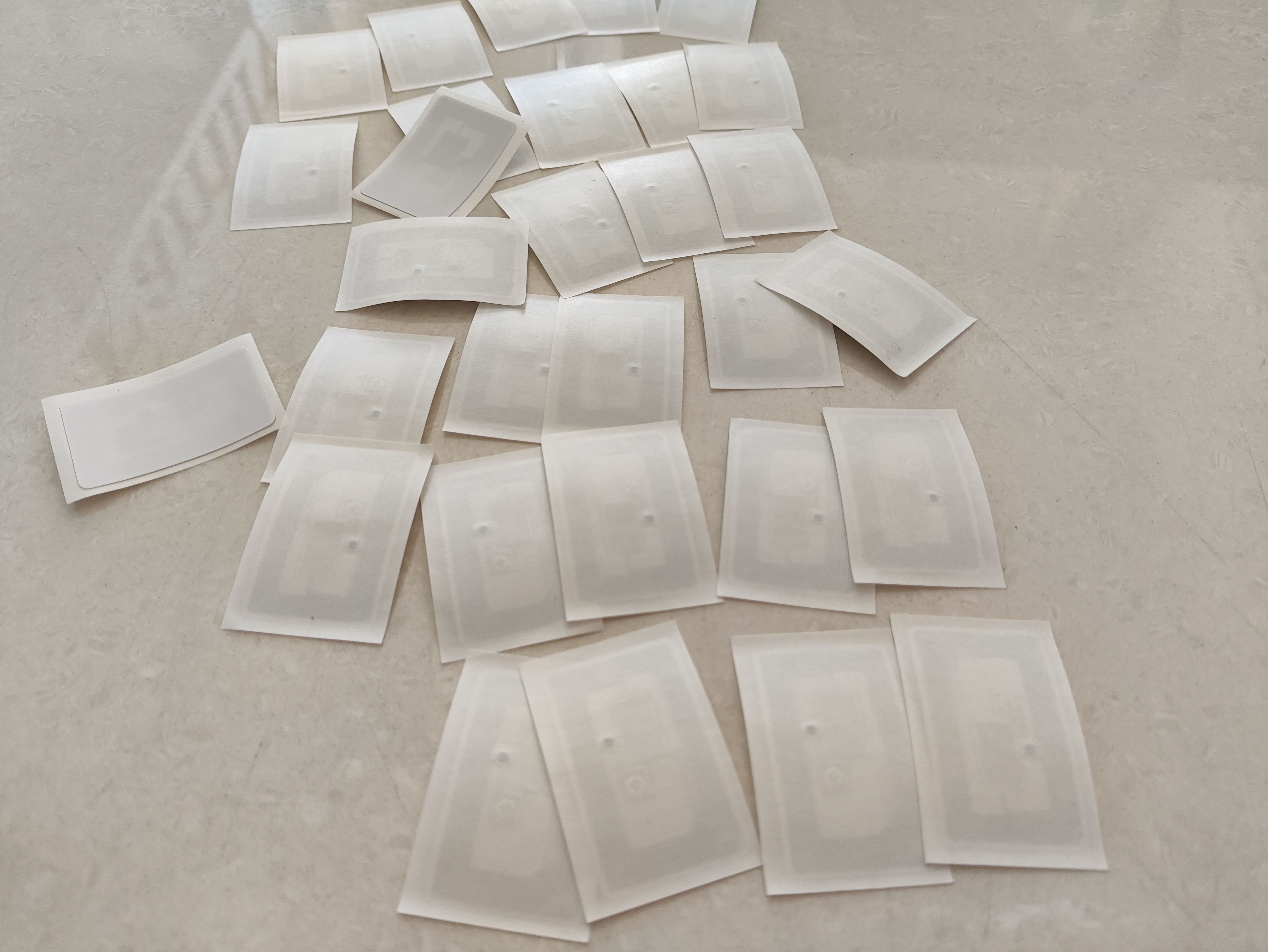 leibinger rfid chip tags (11) leibinger rfid chip tags (11)