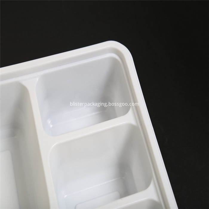 white food trays 