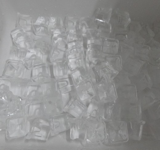 Cube ice-4