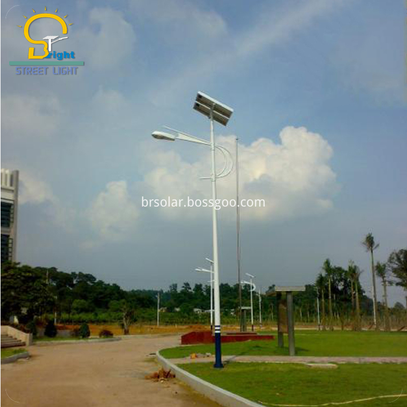 Bottom Battery Solar Street Light