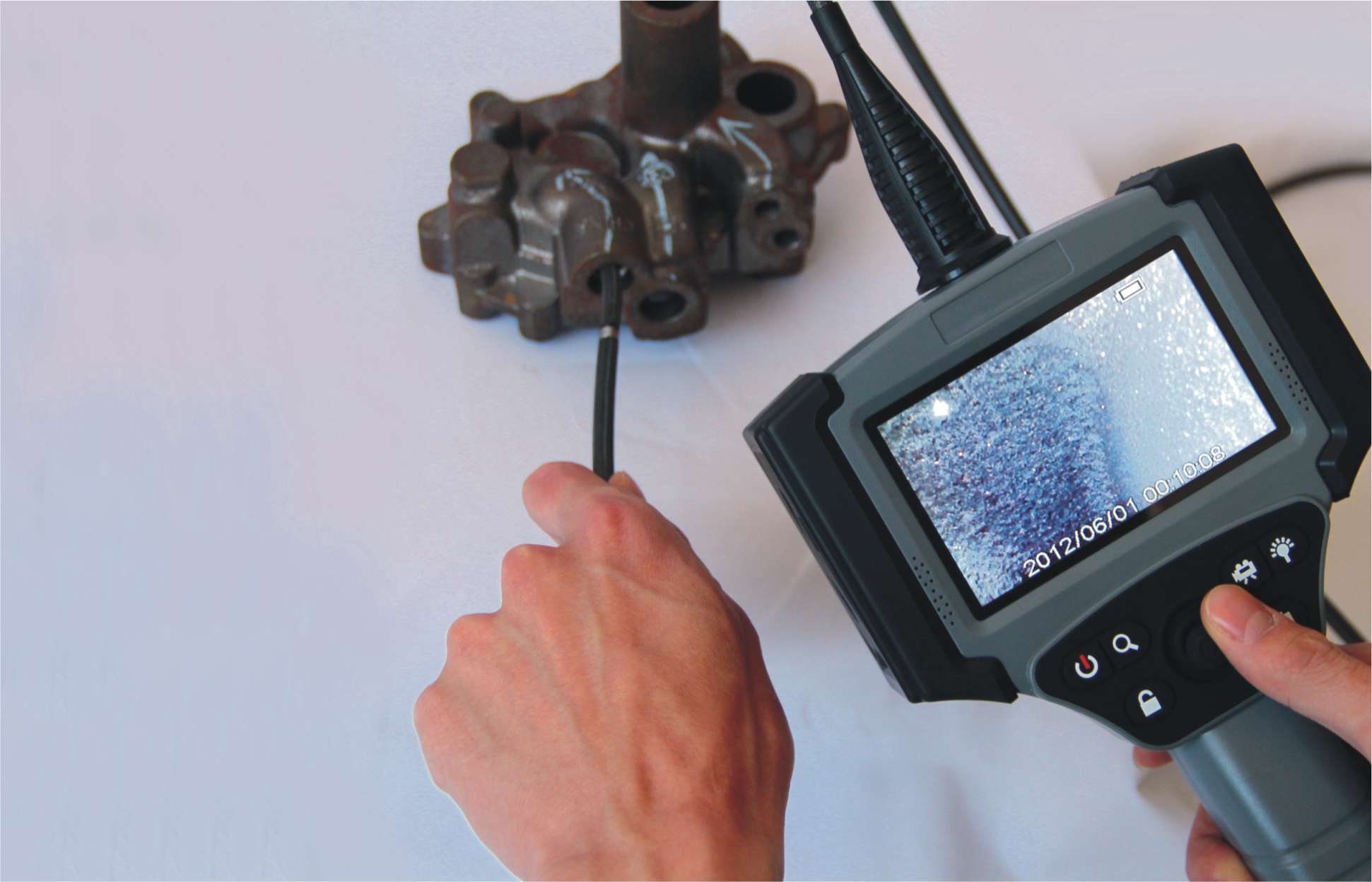 Flexible video borescope