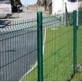 Clôture de ferme en treillis métallique courbée en revêtement