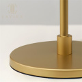Lampe de table à led acrylique dorée rétro pour hôtel