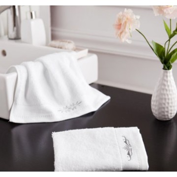 Canasin 5 Star Hotel Towels Luxury White Embroidery