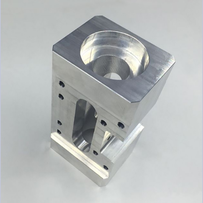 milling aluminum parts