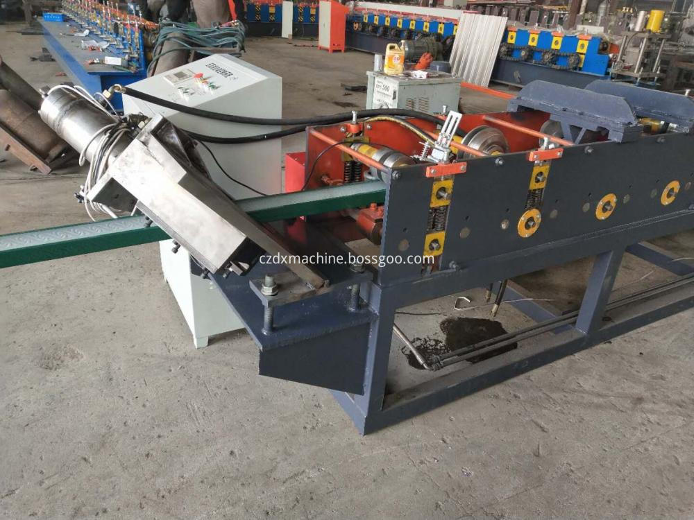 Roller shutter door machine