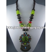 Necklace collar