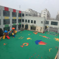 Alfombrilla de plástico para jardín de infantes al aire libre