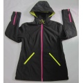 Yj-1072 Ladies Black Fleece Waterproof Breathable Softshell Jacket with Hood Women′s