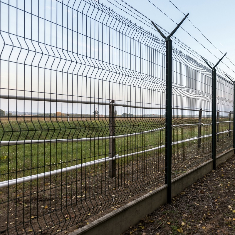 curved fence