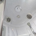 Cabines de douche blanches aux États-Unis