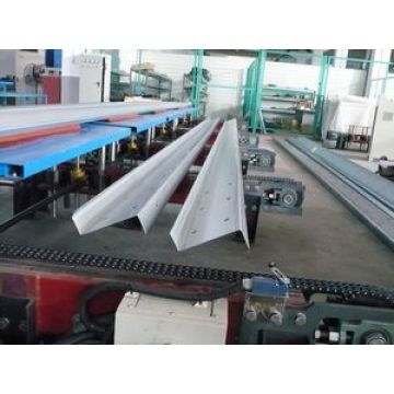 Semi-Automatique Z Uc Purlin Roll Forming Supplier