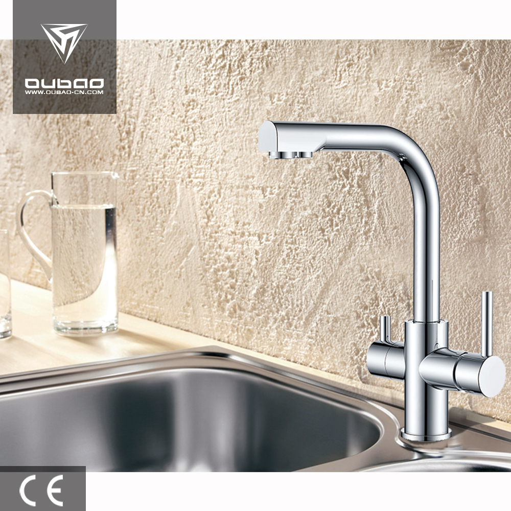 Double handle kitchen faucet